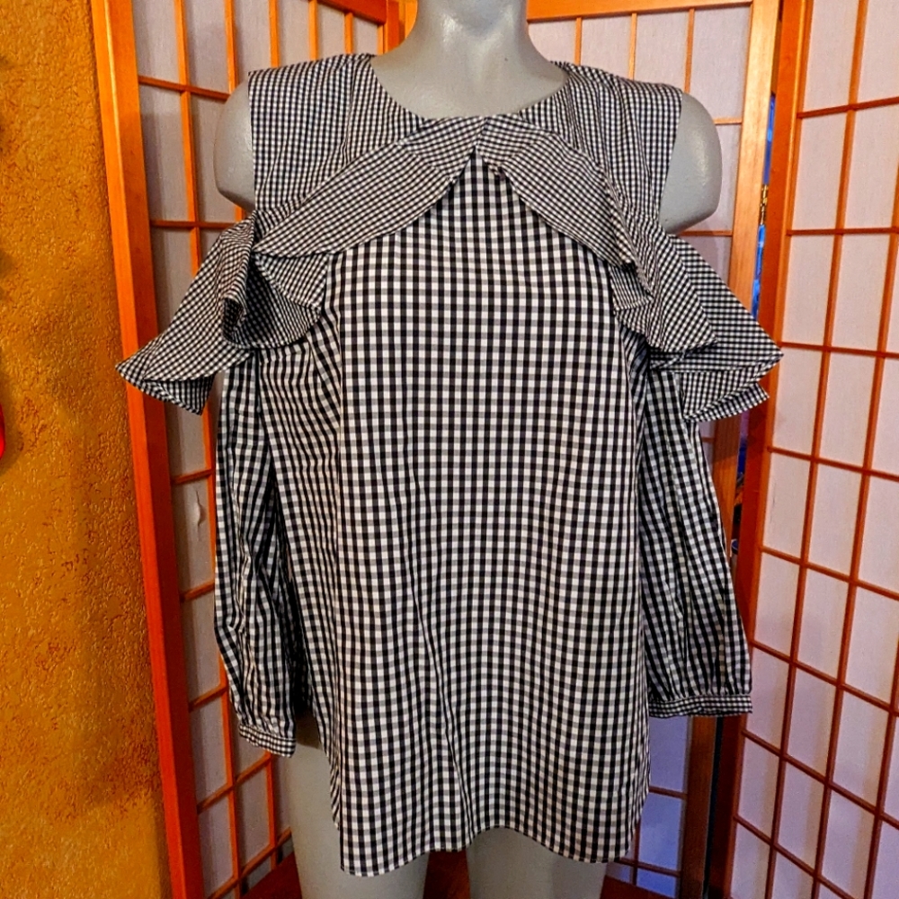 🆕 Lauren, Ralph Lauren, cold shoulder top, NEW with tags, LG